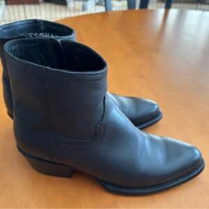 TECOVAS women Ankle bootie in Black- The Jenny